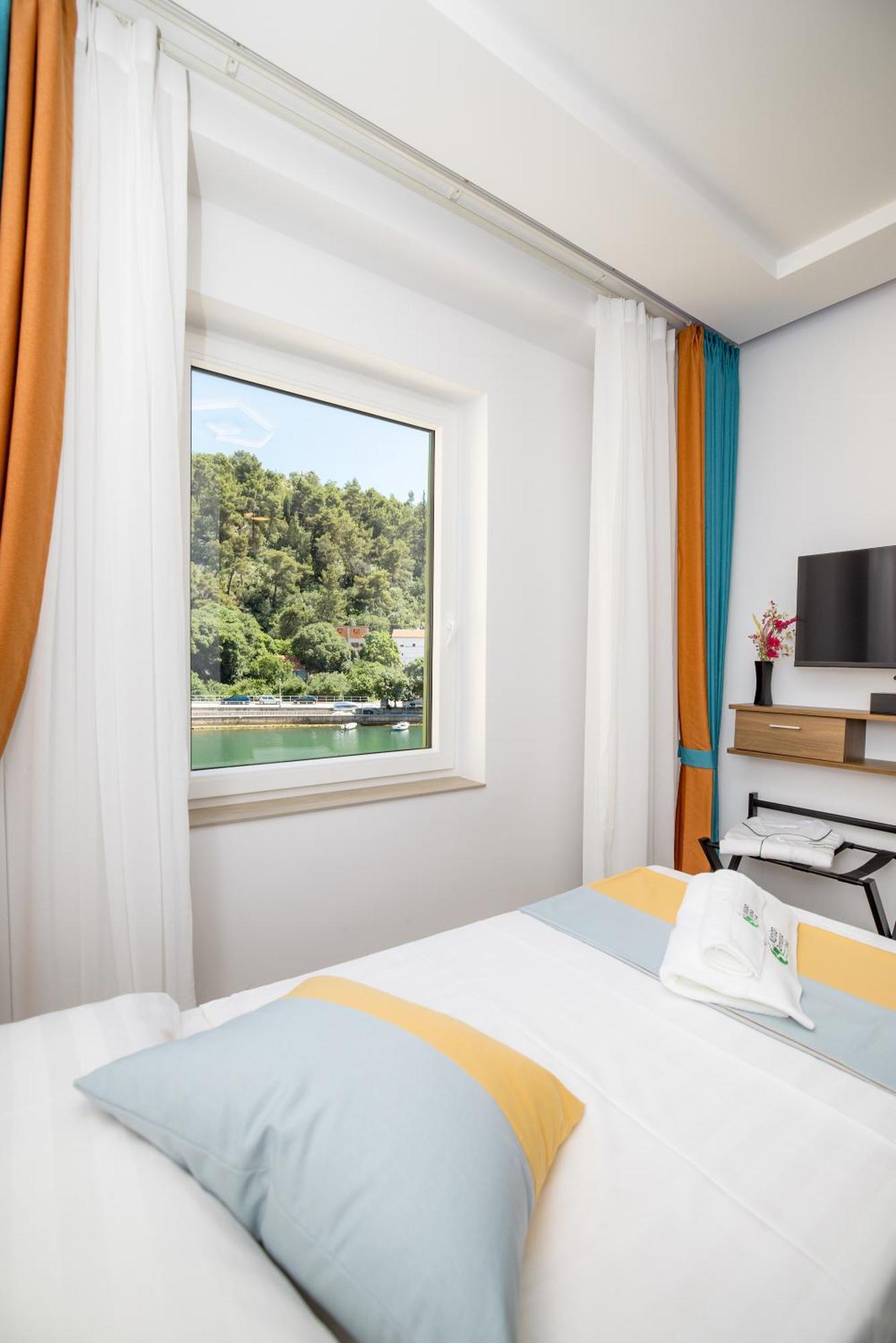 Hotel Kanjon Zrmanje Obrovac Extérieur photo